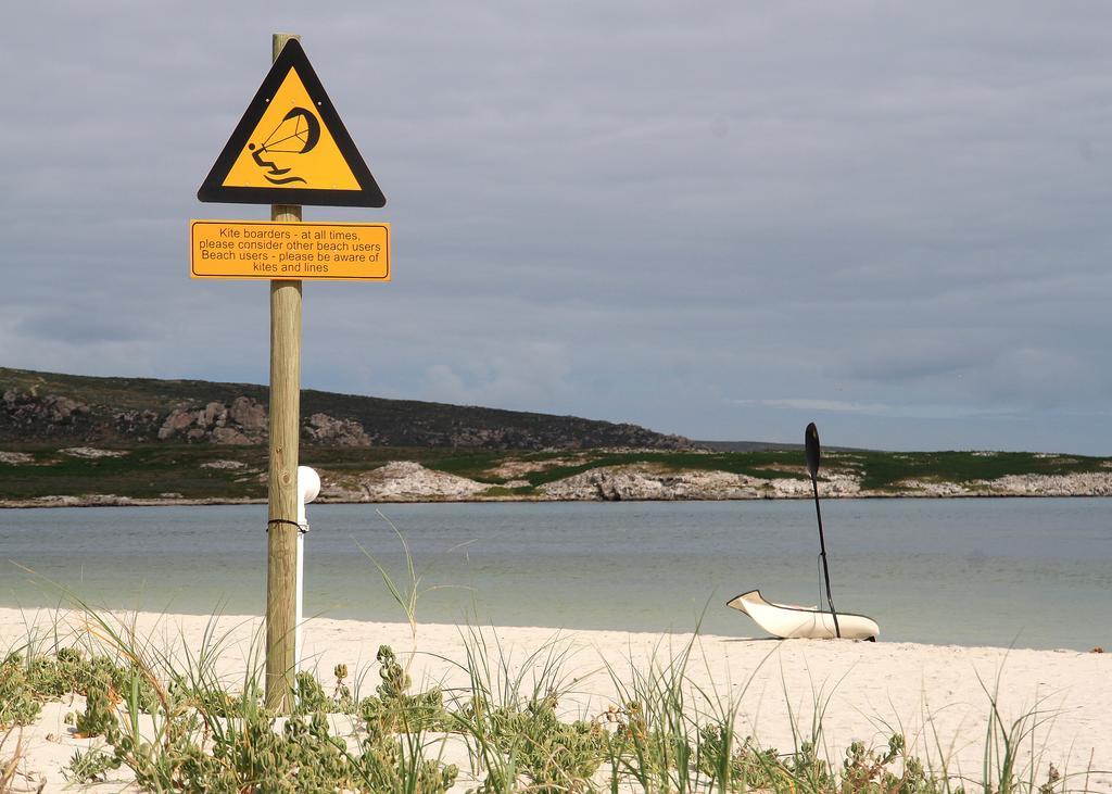 Sandra'S Guest House Langebaan Buitenkant foto